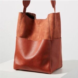 ANTHROPOLOGIE- Tia Slouchy Bucket Bag Red